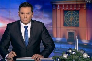 Do manipulacji Wiadomości TVP zdążyliśmy się już przyzwyczaić, jednak tym razem reporter...