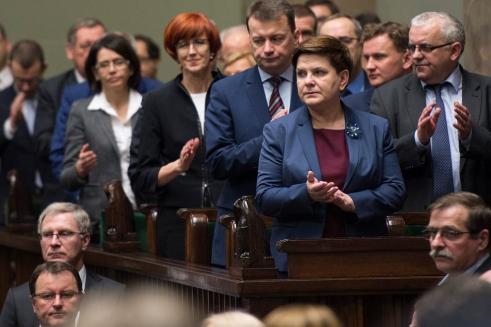 PiS utraci Trybunał Konstytucyjny jeśli poświęci Przyłębskiego?