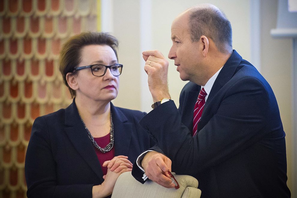 Szokujące słowa ministra Radziwiłła. Znów uderza w młodych lekarzy