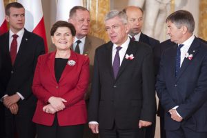 Komiczne tłumaczenie posła PiS - premier Szydło tak naprawdę jest...