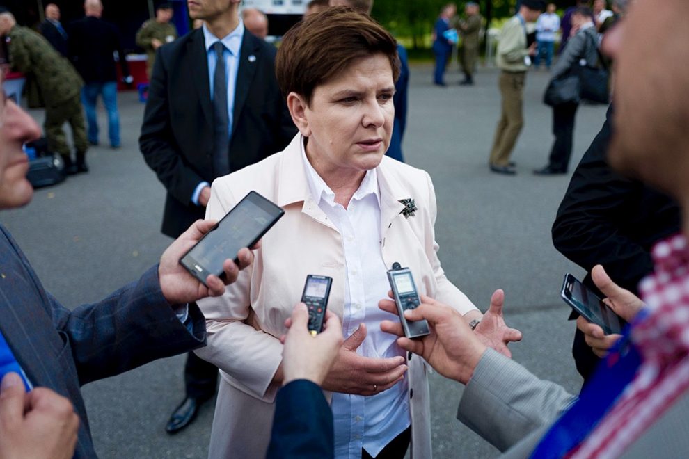 Dziennikarz traci pracę po zadaniu niewygodnego pytania premier Szydło