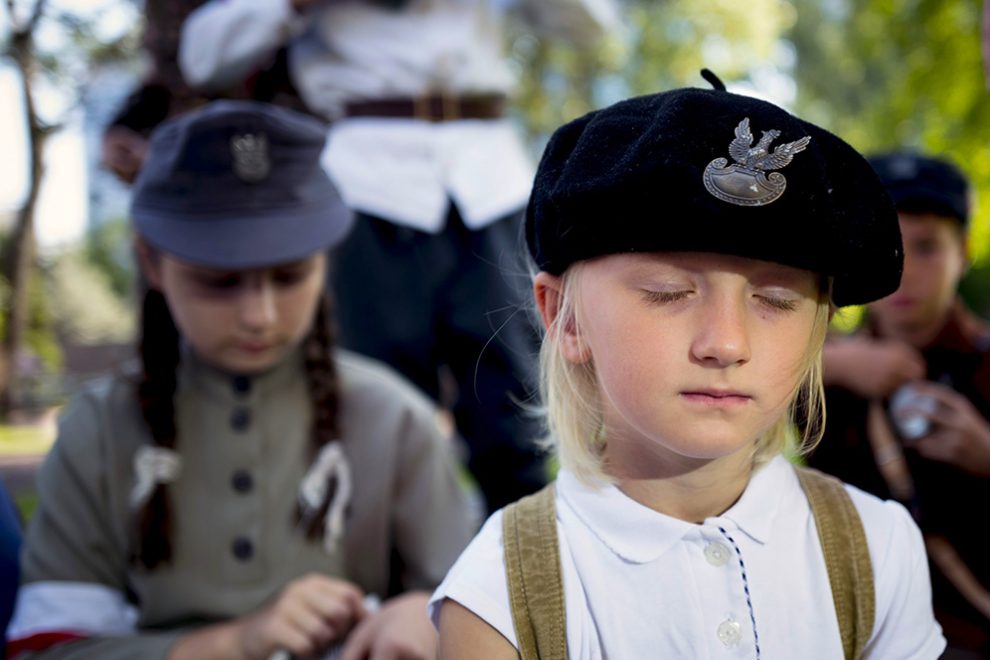 Fajne wakacje czy indoktrynacje? Tak dobra zmiana szkoli dzieci