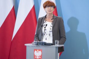 Minister Rafalska okłamała Polaków. Emeryci stratni po decyzji rządu