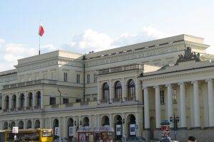 Prawo i Sprawiedliwość oddaje Warszawę walkowerem. Tą decyzją strzelają sobie w obie stopy