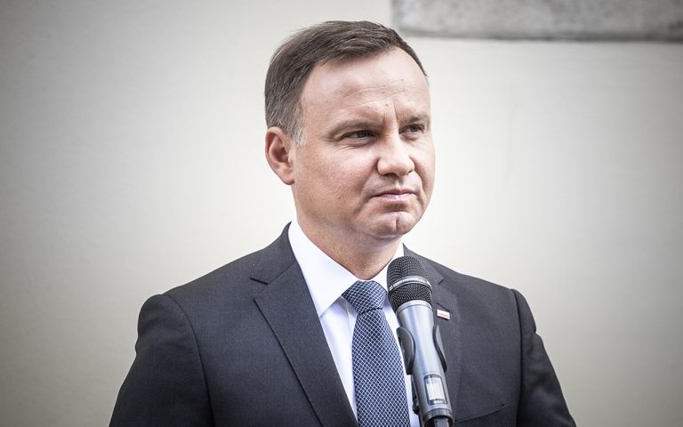 Miliony na ukrycie wpadki prezydenta? Duda wyciąga rękę po pieniądze podatników