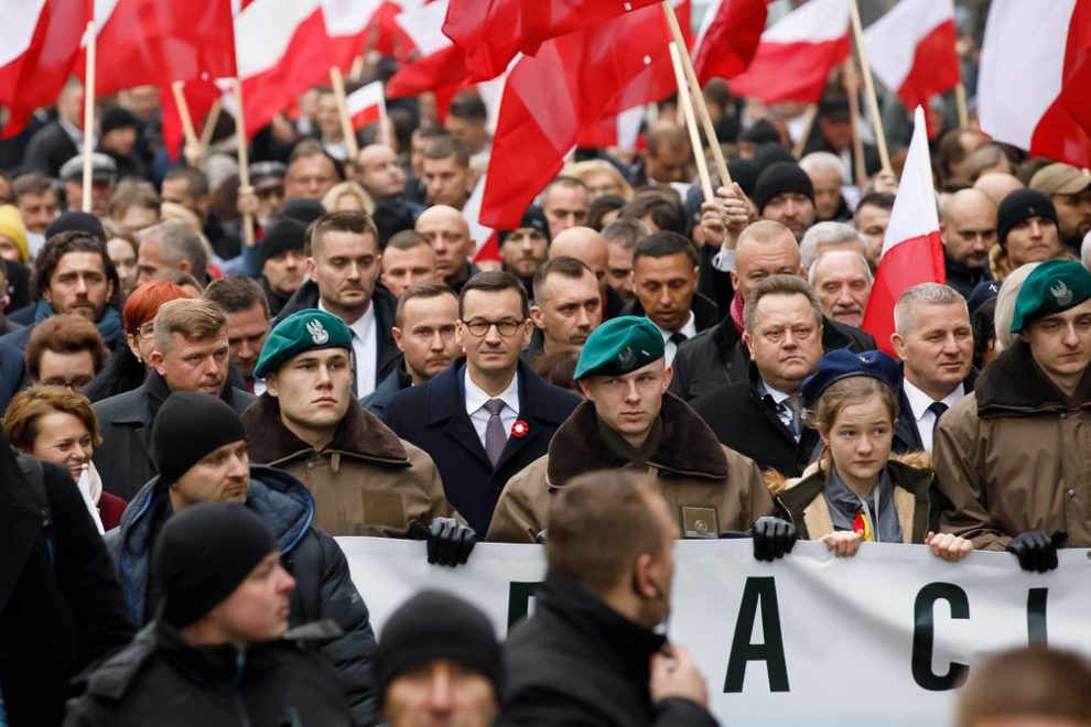 Tak źle w Polsce nie było od ponad dwóch lat. Tygodniowy przegląd sondaży