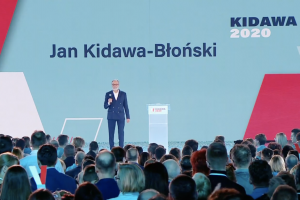 Kidawa-Błoński robi film polityczny