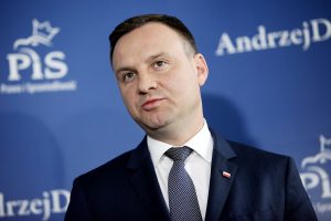 Radny PiS krytykuje wybory prezydenckie w maju